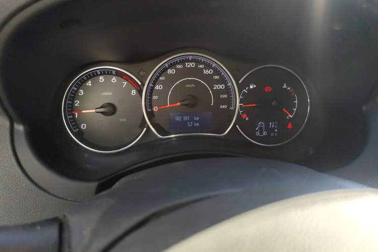 Used Renault Koleos 2013 2.5L Four-Wheel Drive Luxury Edition
