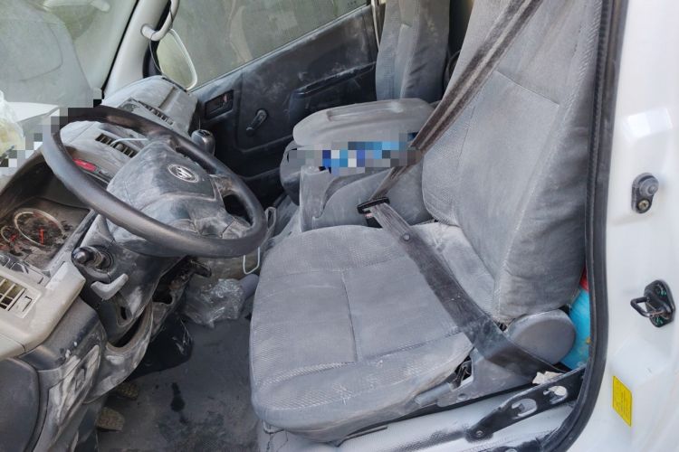 Used Foton Scenic G7 2017 2.0L Short-Wheelbase Commercial Van High-Roof 2-Seater 4Q20M