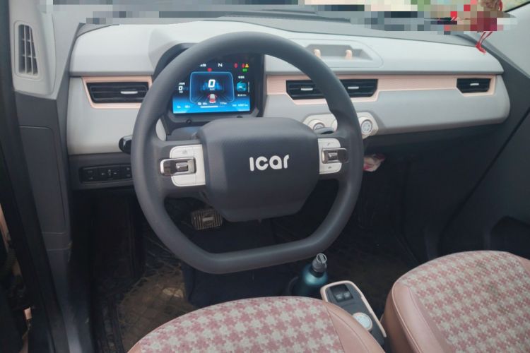 Used Chery QQ Ice Cream 2022 170km Sundae Phosphate Lithium-Ion Steering Wheel