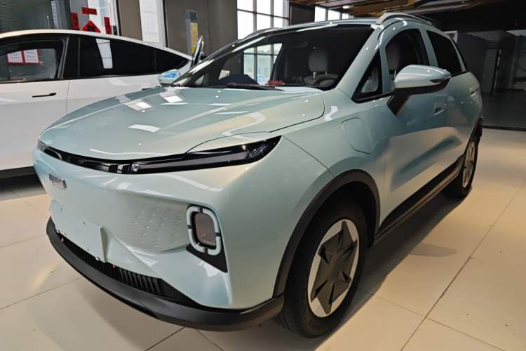 Used Geometry E Firefly 2024 301km Flowing Light