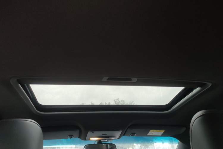 Used Chevrolet Monza 2022 Light Hybrid RS 330T Automatic Comfort Edition