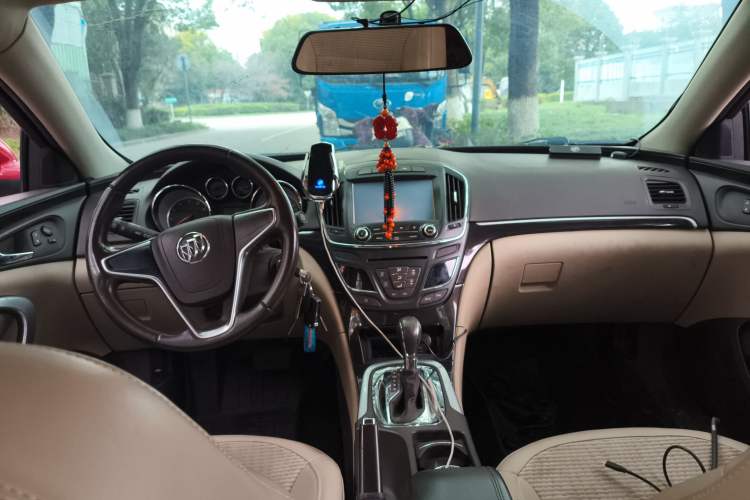 Used Buick Regal 2015 2.0L Leading Fashion Edition
