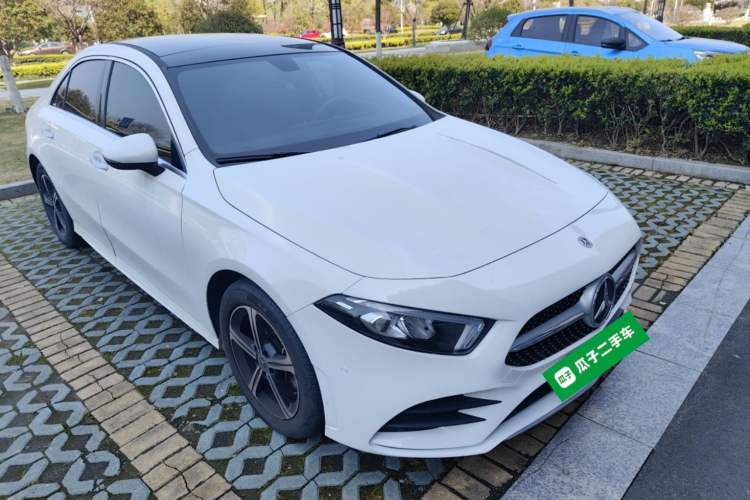 Used Mercedes-Benz A-Class 2022 Second Facelift A 200 L Sport Sedan Fashion Version
