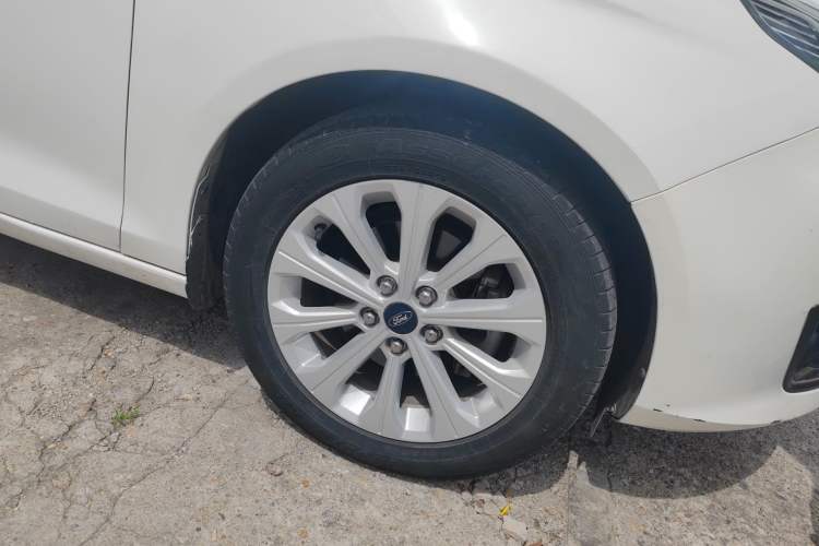 Used Ford Escort 2017 Happiness Edition 1.5L Automatic Fashion Version