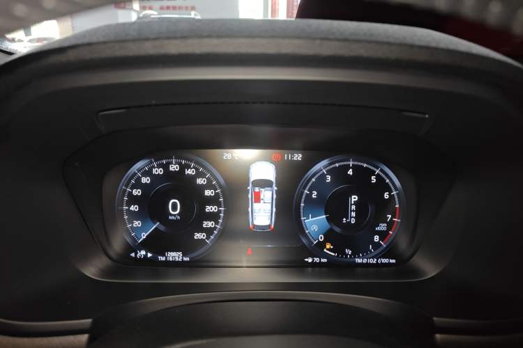 Used Volvo V90 2017 Cross Country T5 AWD Smart Range Edition Instrument Cluster