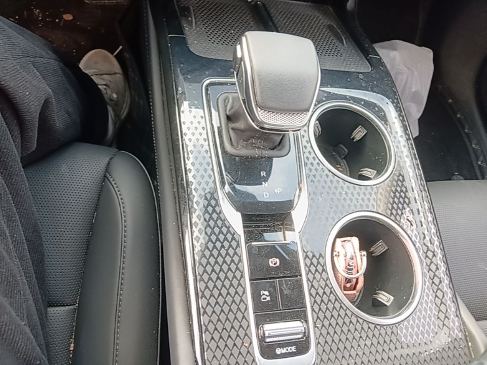 Hongqi HS3 PHEV 2025 Model 117km Jingwei Edition — снимка 16