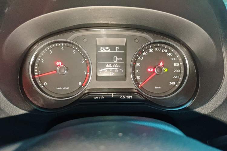 Used Volkswagen Polo 2014 1.6L Automatic Comfort Edition