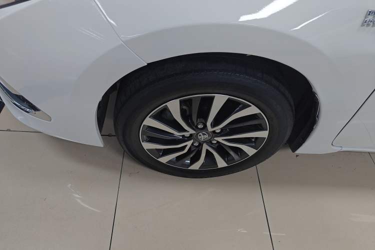 Used Toyota Corolla Hybrid E+ 2019 1.8L E-CVT Leading Edition Left Front Wheel Hub