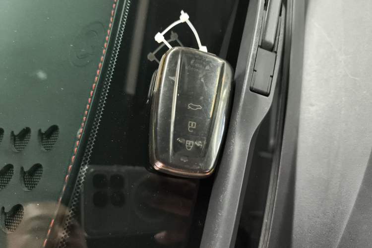 Used Toyota Camry 2021 2.0G Luxury Edition Vehicle Key