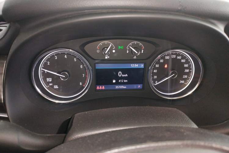 Used Buick LaCrosse 2022 652T Luxury Version
