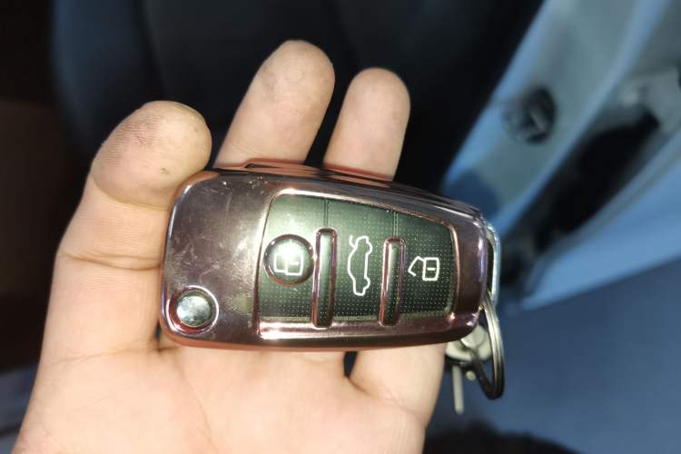 Used Audi Q2L 2020 35 TFSI Fashionable and Elegant Model
