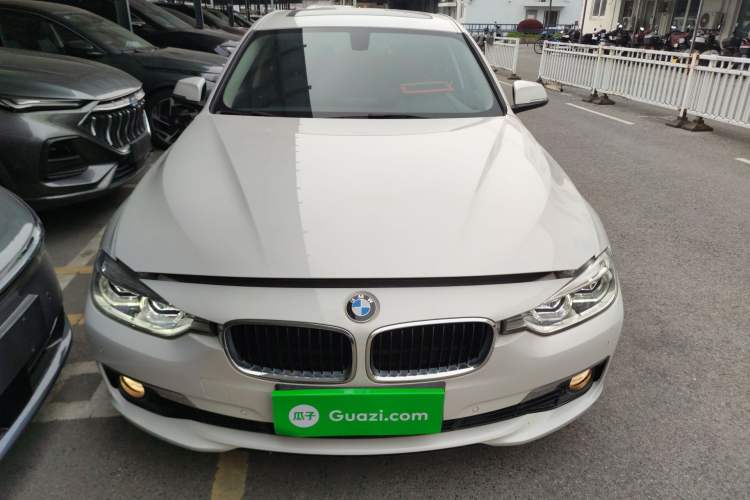 Used BMW 3 Series 2016 320Li Ambition Model
