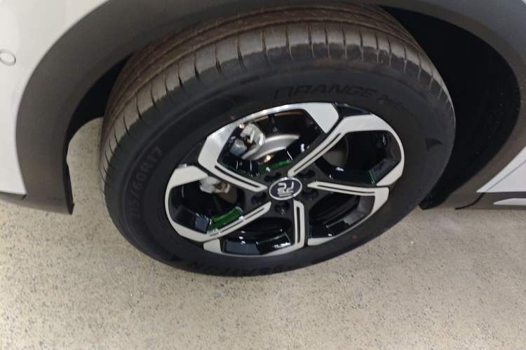 Used BYD Yuan PLUS 2025 Intelligent Driving Version 430 KM – Leading Edition