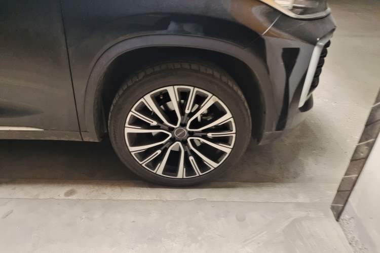 Used EXEED Lingyun 2024 400T Two-Wheel-Drive Star Prestige Edition Right Front Wheel Hub