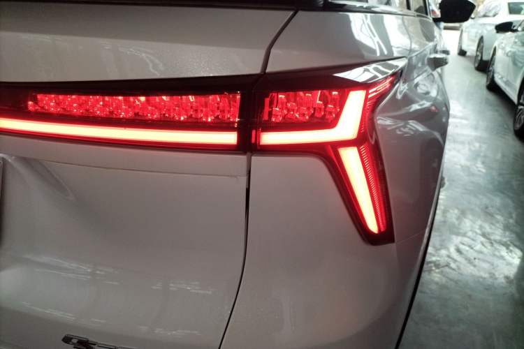 Used Changan CS75 PLUS 2025 Model, 3rd Generation Champion Edition 1.5T Jinghang Version
