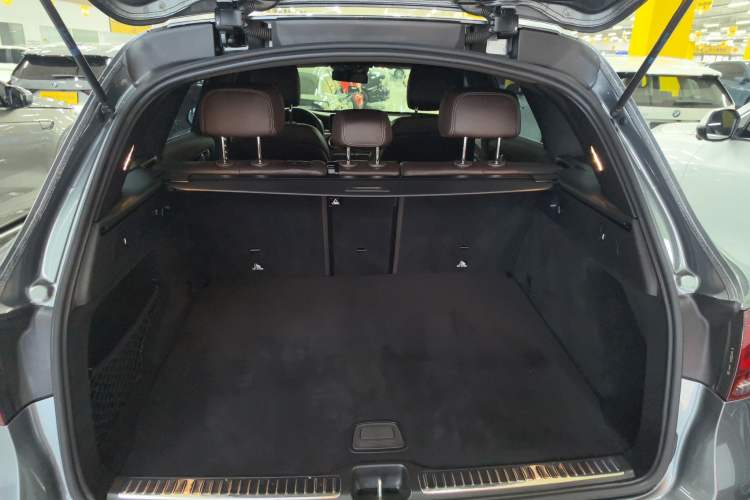 Used Mercedes-Benz GLC 2020 Facelifted GLC 300 L 4MATIC Luxury Edition