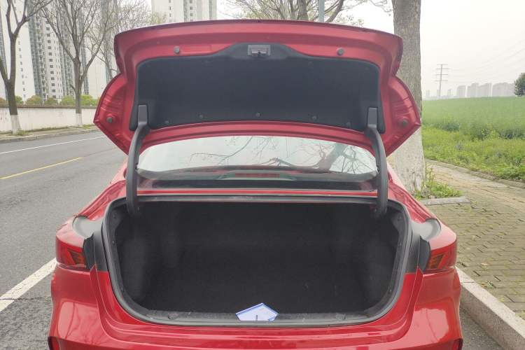 Used CHANGAN Eado 2021 PLUS Blue Whale NE 1.4T GDI DCT Prestige Model Trunk