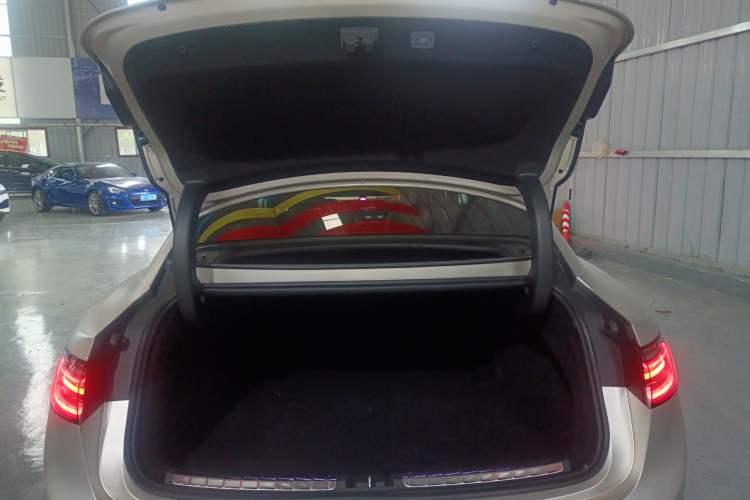 Used Hima Stelato S9 2024 All-Electric Max Rear-Drive Long-Range Version