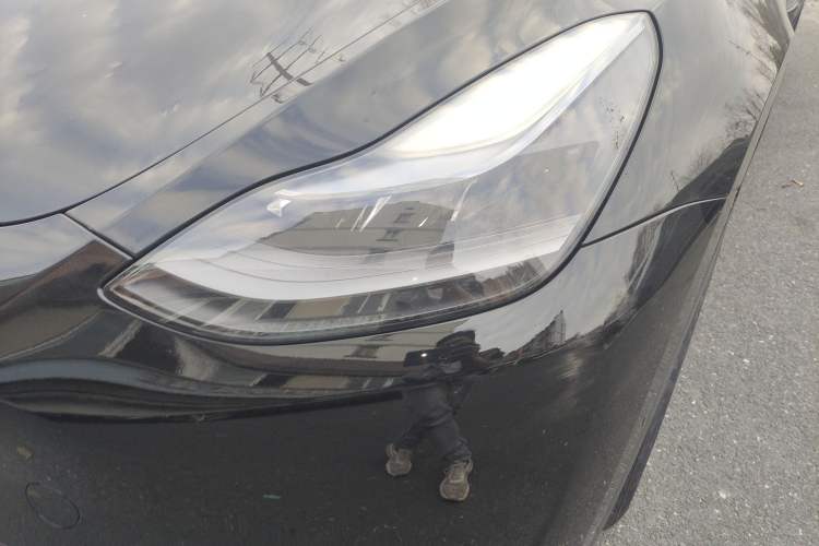 Used Tesla Model Y 2021 Standard Range Rear-Wheel Drive Version
