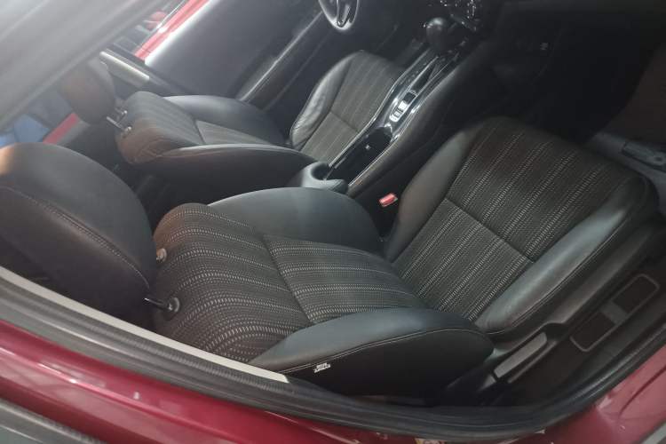 Used Honda Vezel 2015 1.8L CVT 2WD Elite Model
