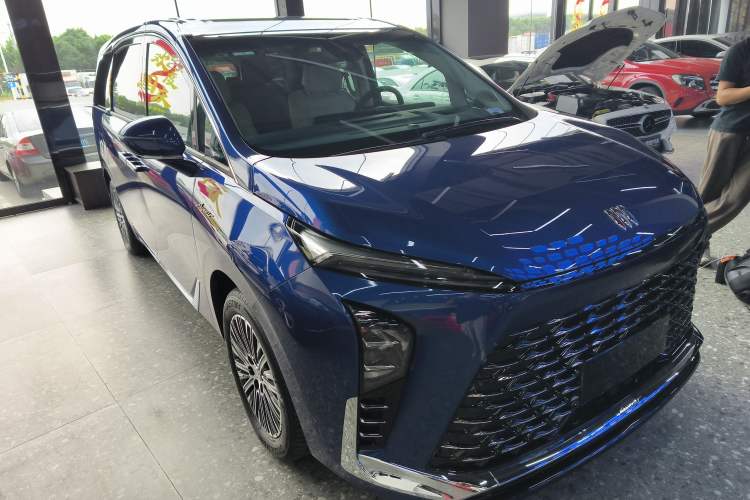 Used Buick GL8 New Energy 2024 Lu Zun Luxury Edition 7-Seater
