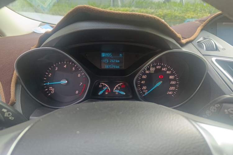 Used Ford Kuga 2013 1.6L GTDi Two-Wheel-Drive Trend Model