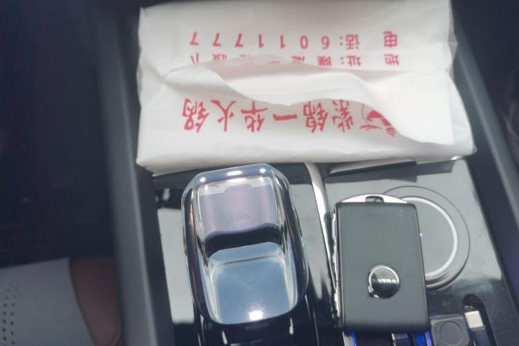 Used Volvo S60 2025 B4 Zhiyuan Luxury Edition
