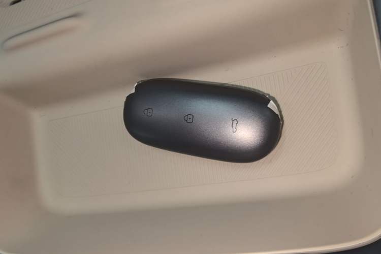 Used Li Auto L8 2025 Max Smart Refresh Edition
