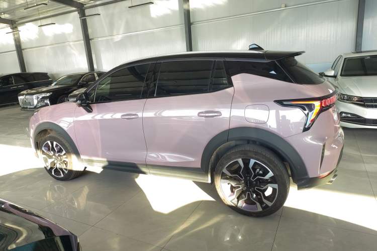 Used Lynk & Co 06 2021 1.5T Shero Pink Special Edition