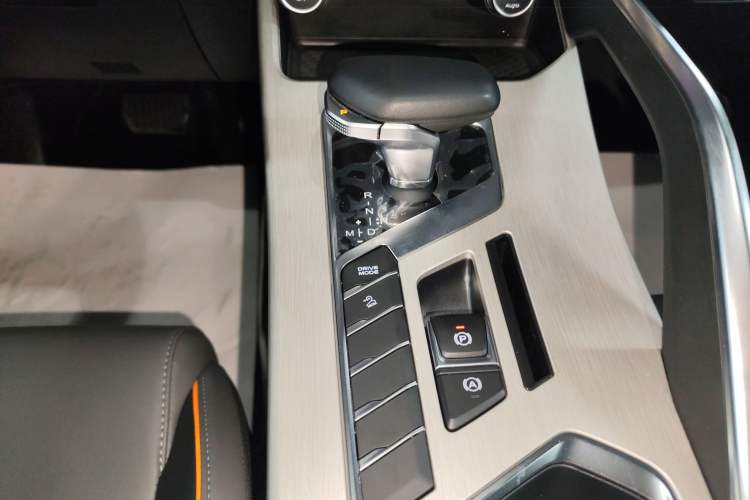 Used Geely Auto Coolray 2023 1.5T DCT Platinum Edition