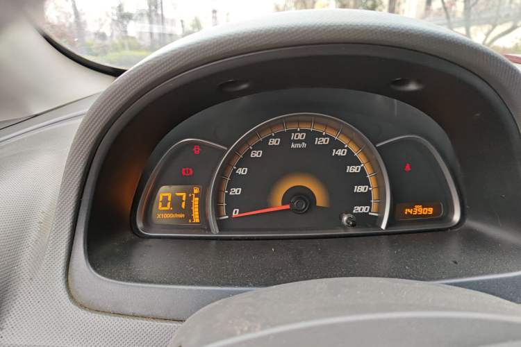 Used Chevrolet Sail 2013 Sedan 1.2L Manual Warm Edition