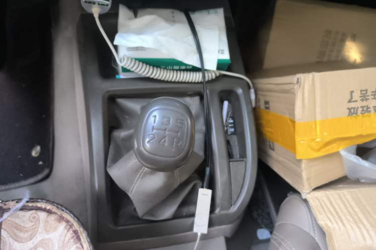 Used JMC Baodian 2015 2.8T New Value-Added Diesel Two-Wheel Drive Extended Version JX493ZLQ4C