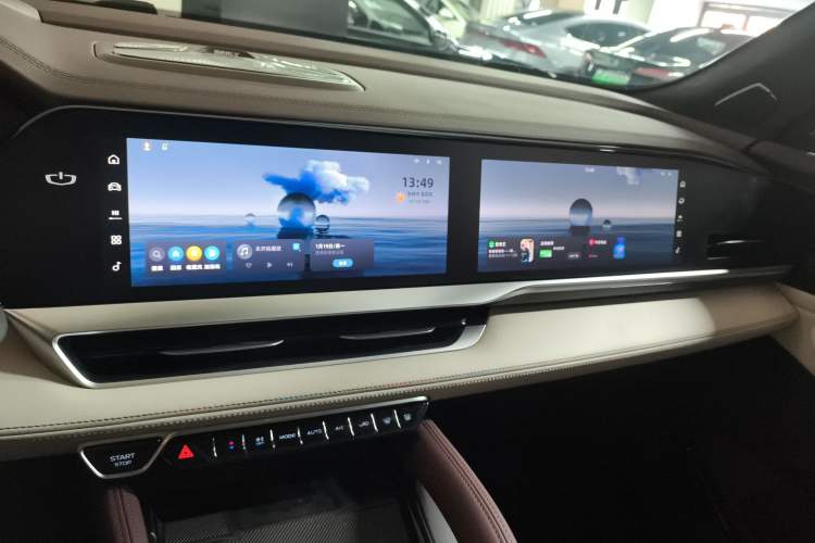 Used Geely Auto Monjaro L 2024 2.0TD High-Power Automatic Two-Wheel Drive Yunqi Version