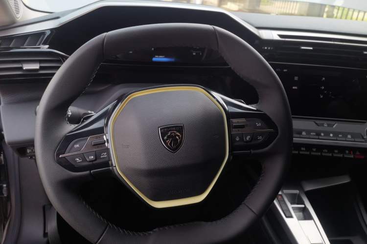 Used Peugeot 408X 2023 Gravity Edition
