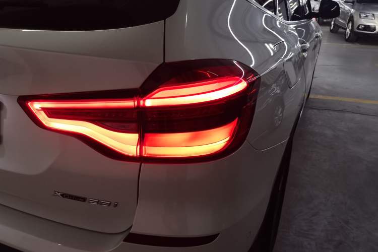 Used BMW X3 2020 xDrive28i Luxury Package Right Rear Taillight