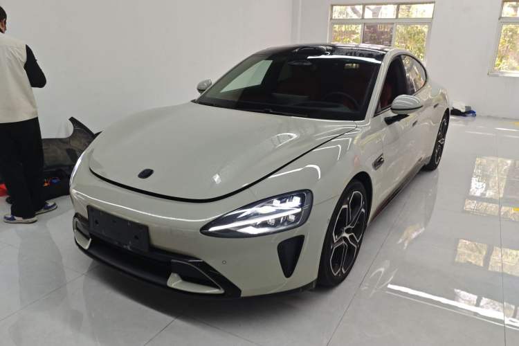 Used Xiaomi Auto SU7 2024 Four-Wheel Drive Ultra-Long Range Advanced Intelligent Driving Max Edition
