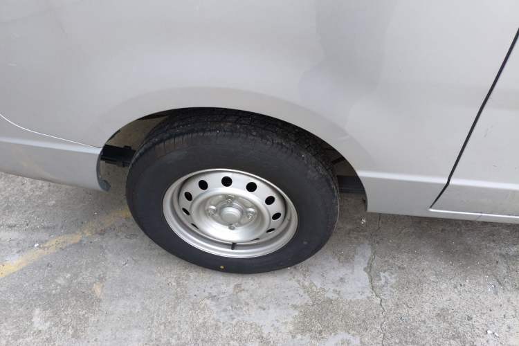 Used Wuling Rongguang S 2023 1.5L Base Version 5/7 Seats
