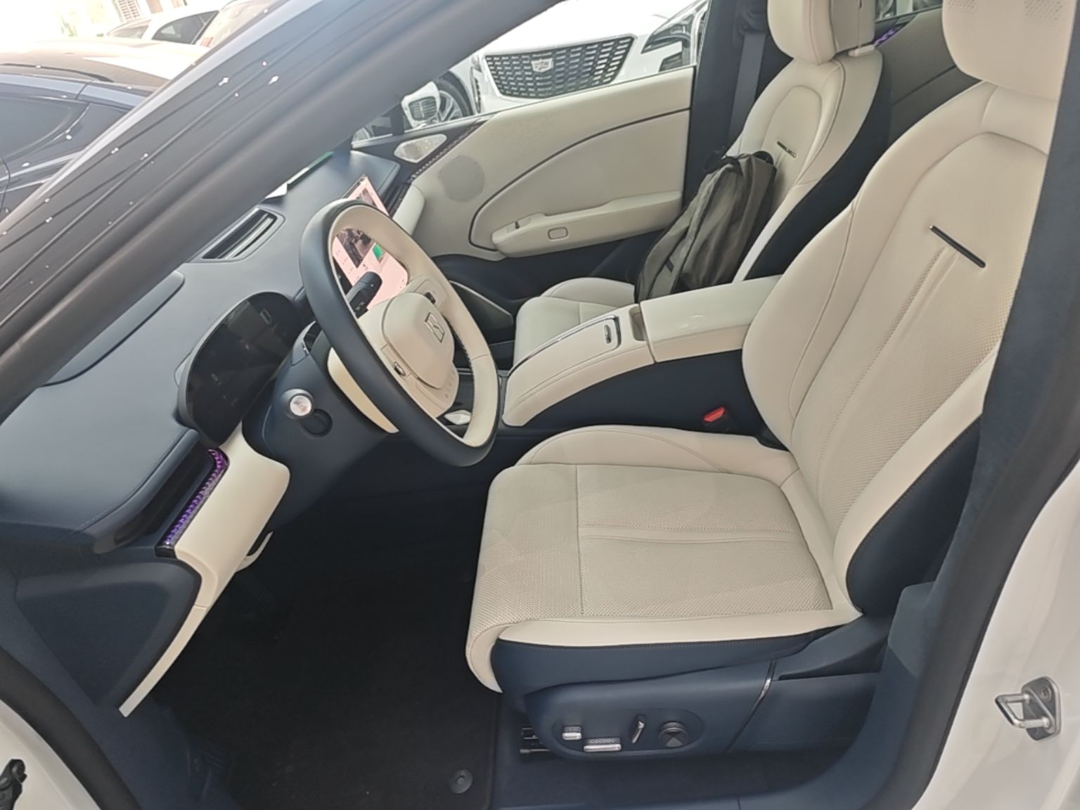 Zeekr 007 2025 Long-Range Rear-Wheel-Drive Intelligent Driving Version 100 kWh — снимка 17