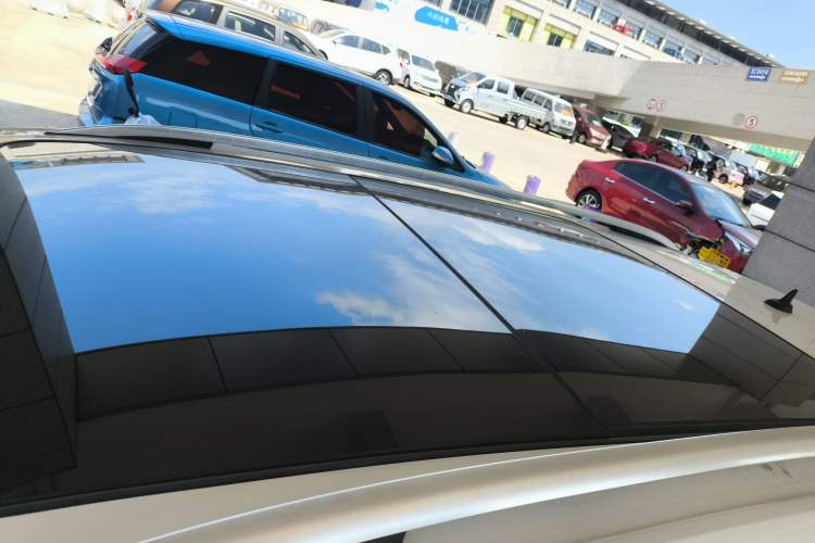 Used Volkswagen Touran 2018 Volkswagen Touran L 280TSI DSG Comfort Edition 7 Seats China VI Standard