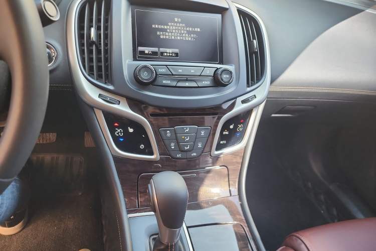 Used Buick LaCrosse 2014 2.0T SIDI Elite Tech Version
