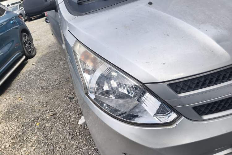 Used Wuling Rongguang V 2019 1.5L Van - Utility Model Right Front Headlight