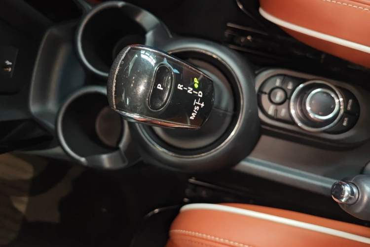 Used MINI 2022 Updated 1.5T COOPER Artist