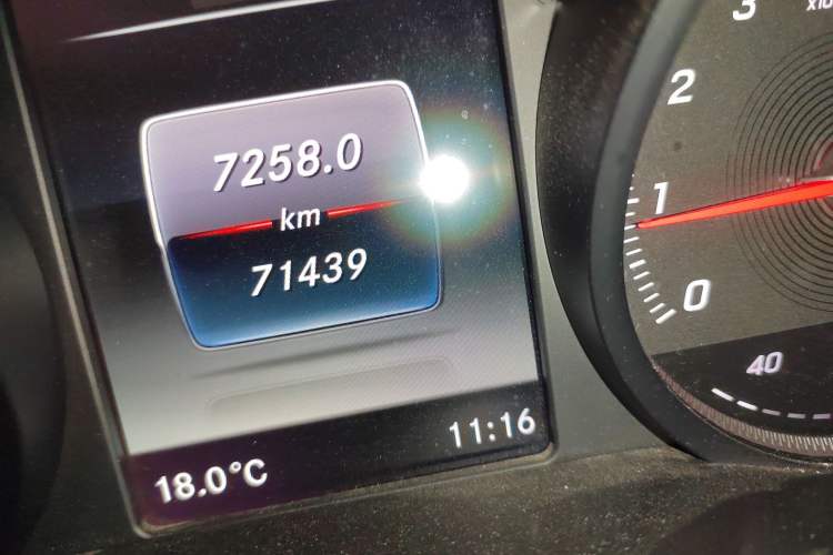 Used Mercedes-Benz GLC Coupe 2017 GLC 200 4MATIC Coupe SUV
