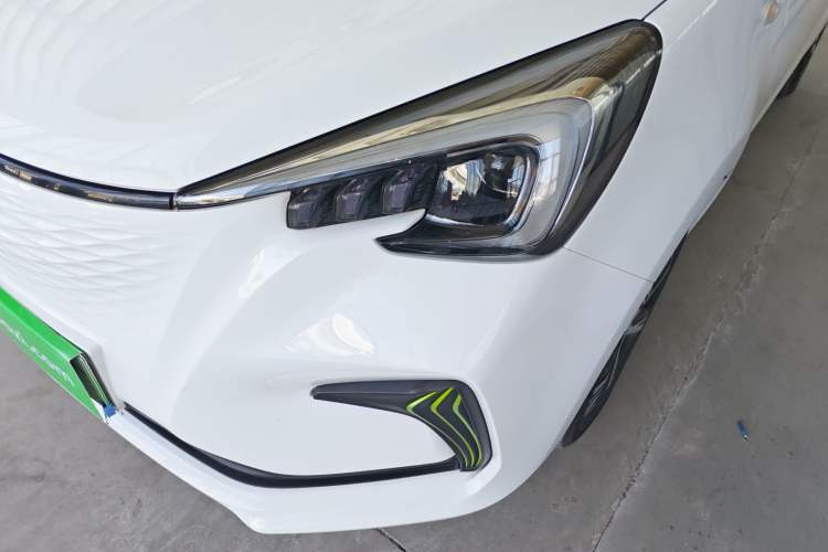 Used CHANGAN Benni E-Star 2022 Qingxin Edition Colorful Model Lithium-NMC Left Front Headlight
