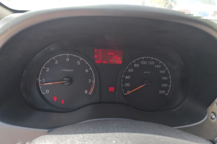 Used Hyundai Verna (older generation) 2014 1.4L Manual Smart GLS Trim Instrument Cluster