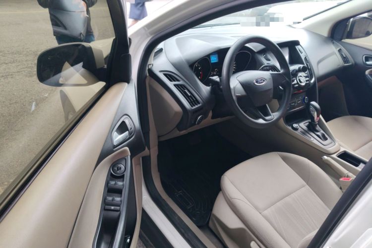 Used Ford Focus 2017 Sedan 1.6L Automatic Comfort Plus SmartDrive Edition
