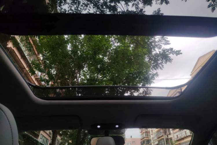 Used AION Y 2021 70 Intelligent Edition Headliner