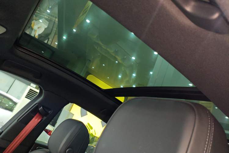 Used Porsche Macan 2024 Macan 2.0T