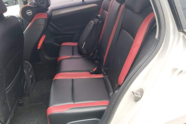 Used Volkswagen Golf Sportsvan 2016 1.6L Automatic Comfort Model Left Rear Seat