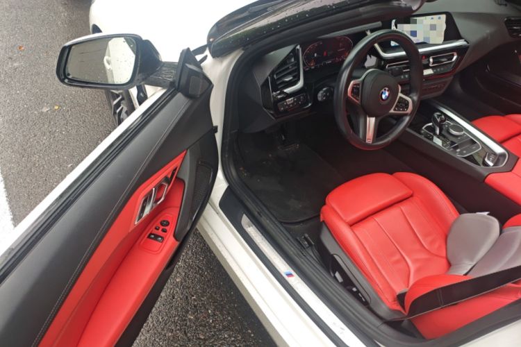 Used BMW Z4 2022 sDrive 25i M Sport Package Driver Seat